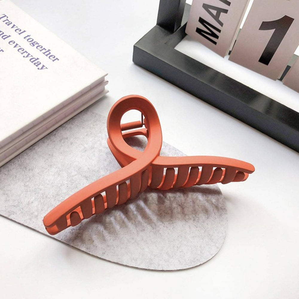 Plastic Hair Claw Clips Strong Clips (1 Pc / Mix Design & Color), Hair accessories