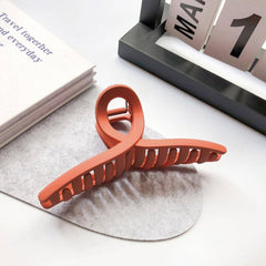 Plastic Hair Claw Clips Strong Clips (1 Pc / Mix Design & Color), Hair accessories