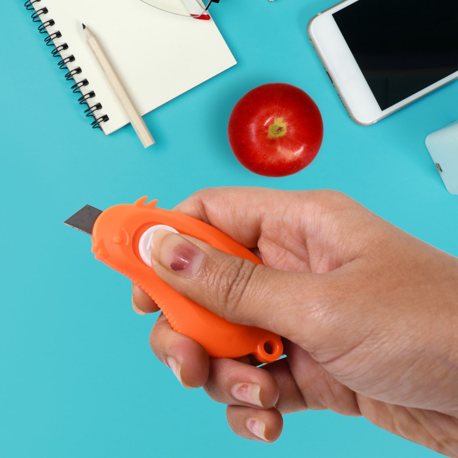 Mini Cutter Portable & Safe Box Opener (Multiple Uses)