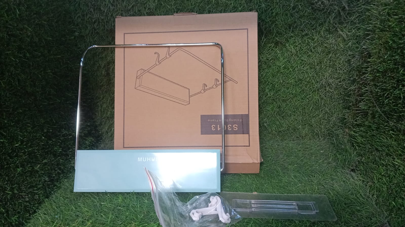 Wall-Mounted Foldable Wash Basin Storage Rack with Self-Adhesive Sticker