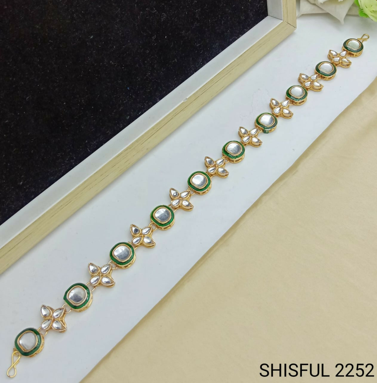SHISHFUL (KUNDAN) MATHA PATTI FOR WOMAN AND GIRL