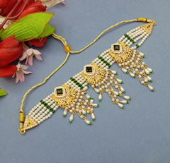 WOMAN CHOKER SET AND MATHAPATTI COMBO