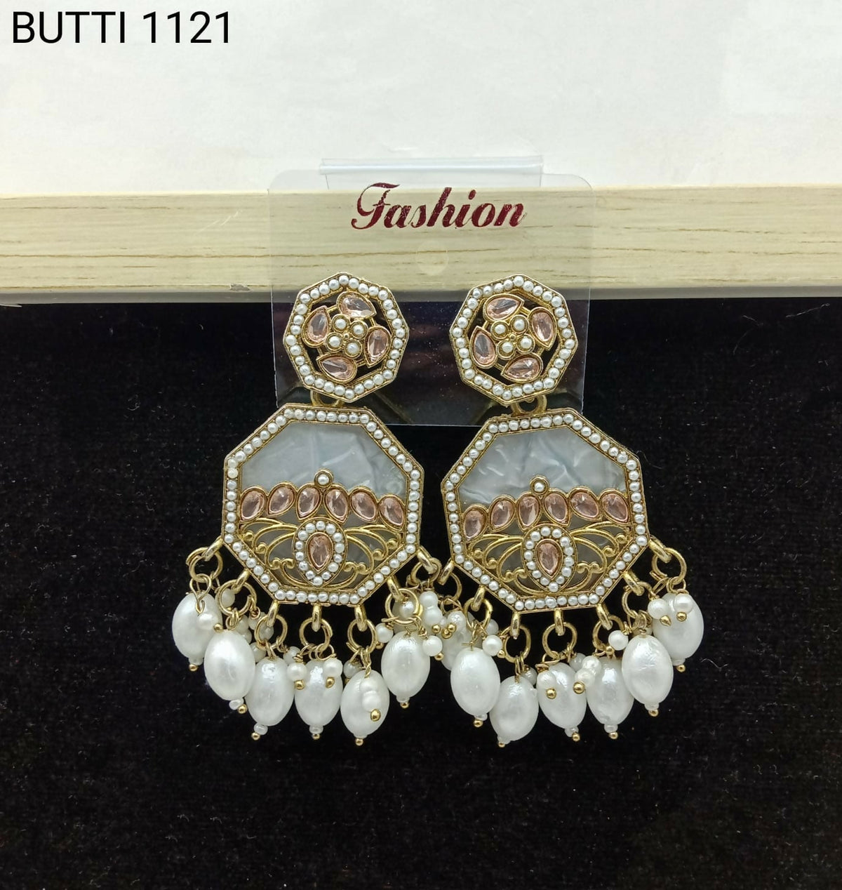 CASUAL EARINGS