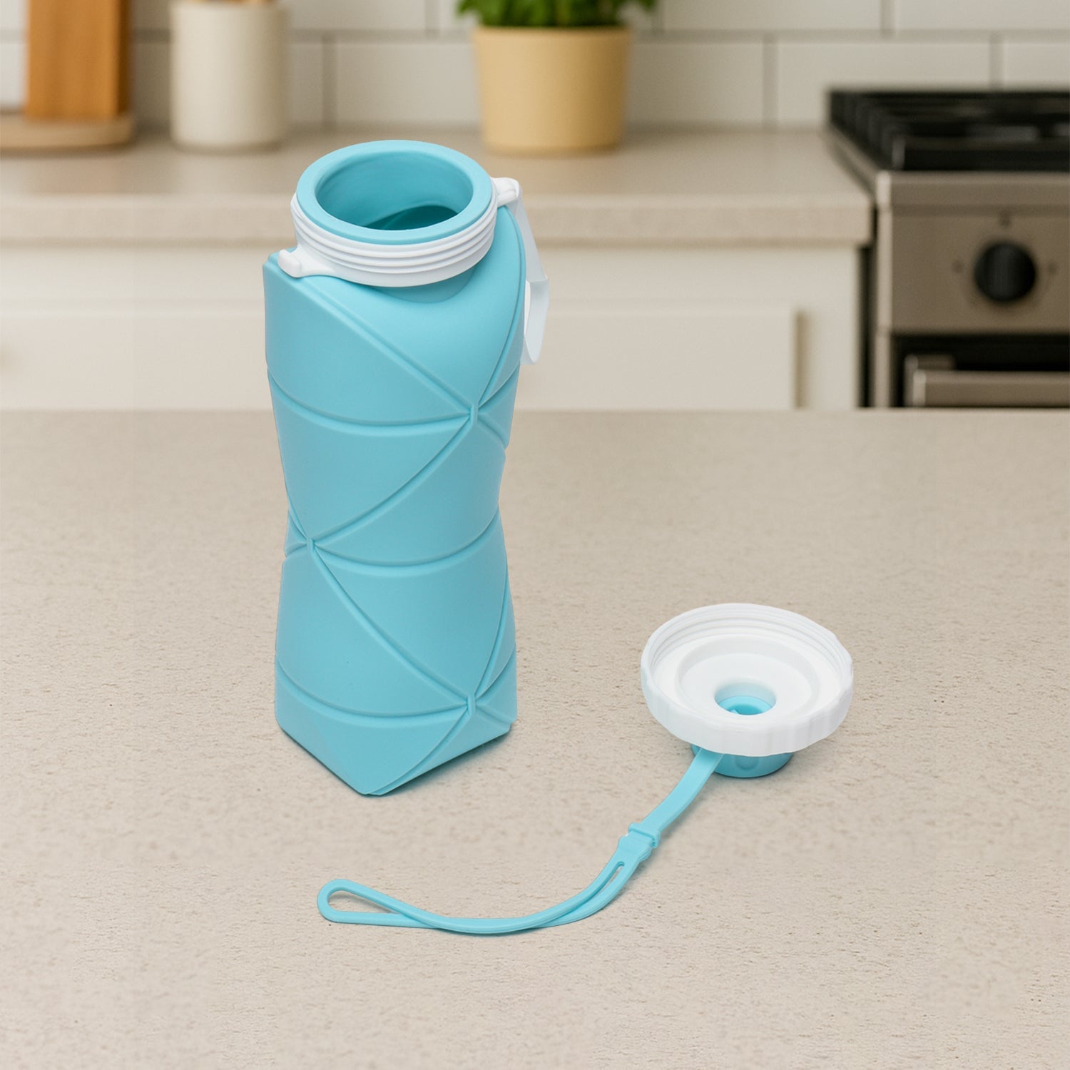 The KikiKart 600ml Collapsible Silicone Water Bottle – Your Ultimate Travel & Gym Hydration Companion