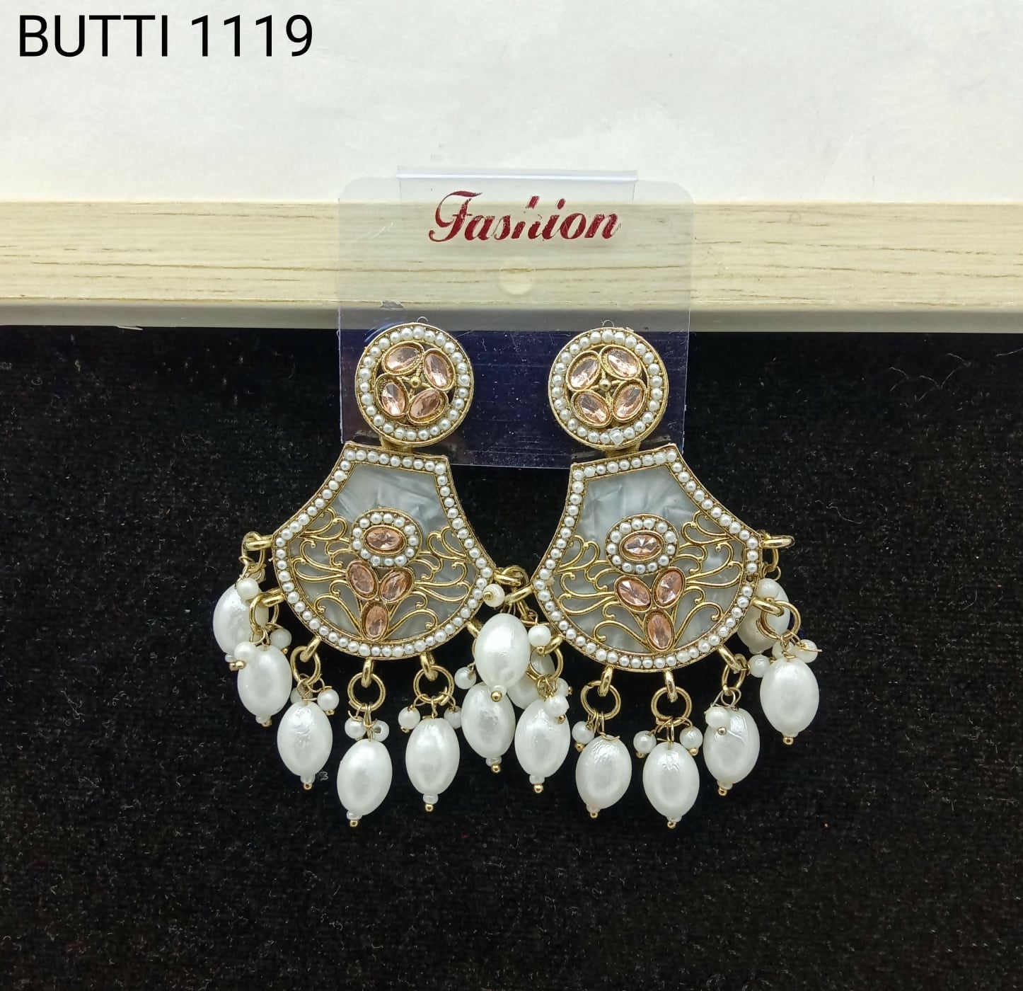 CASUAL EARINGS
